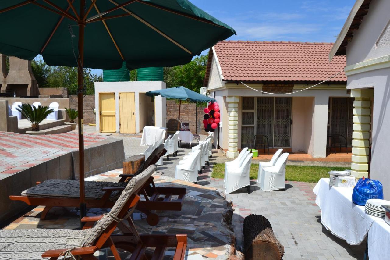 Kamogelo Guest House بيلانسبرغ المظهر الخارجي الصورة