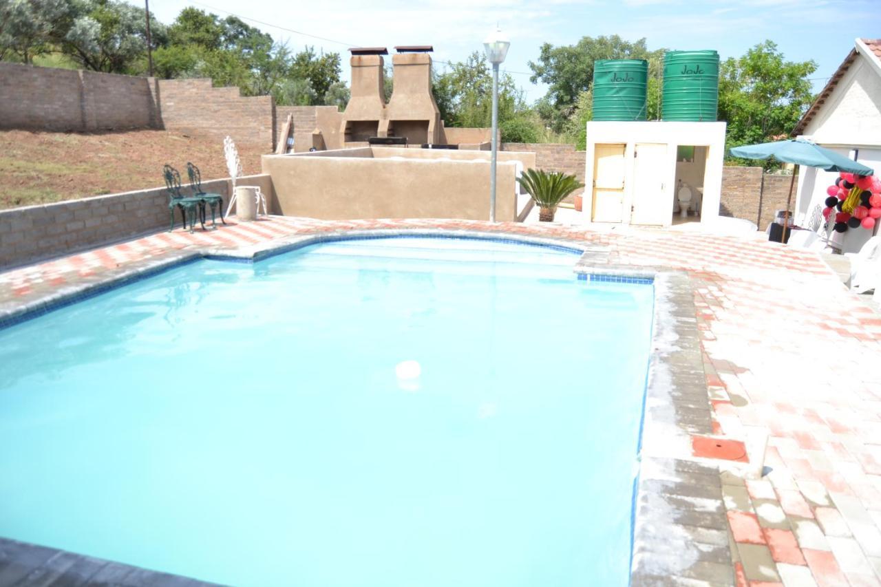 Kamogelo Guest House بيلانسبرغ المظهر الخارجي الصورة