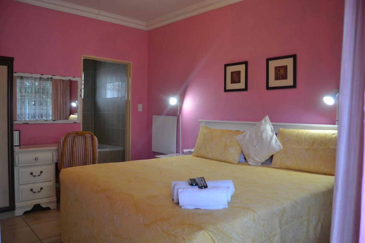 Kamogelo Guest House بيلانسبرغ المظهر الخارجي الصورة