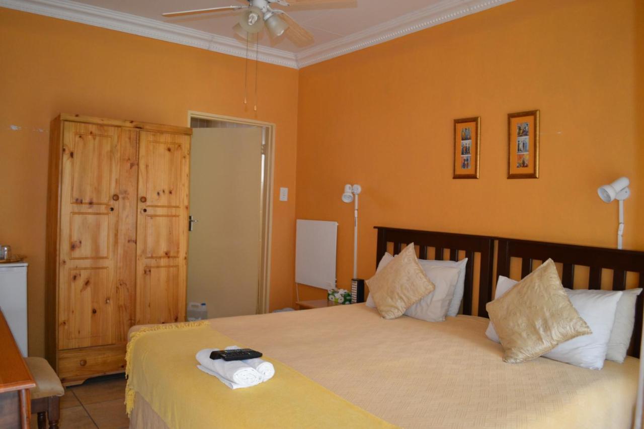 Kamogelo Guest House بيلانسبرغ المظهر الخارجي الصورة