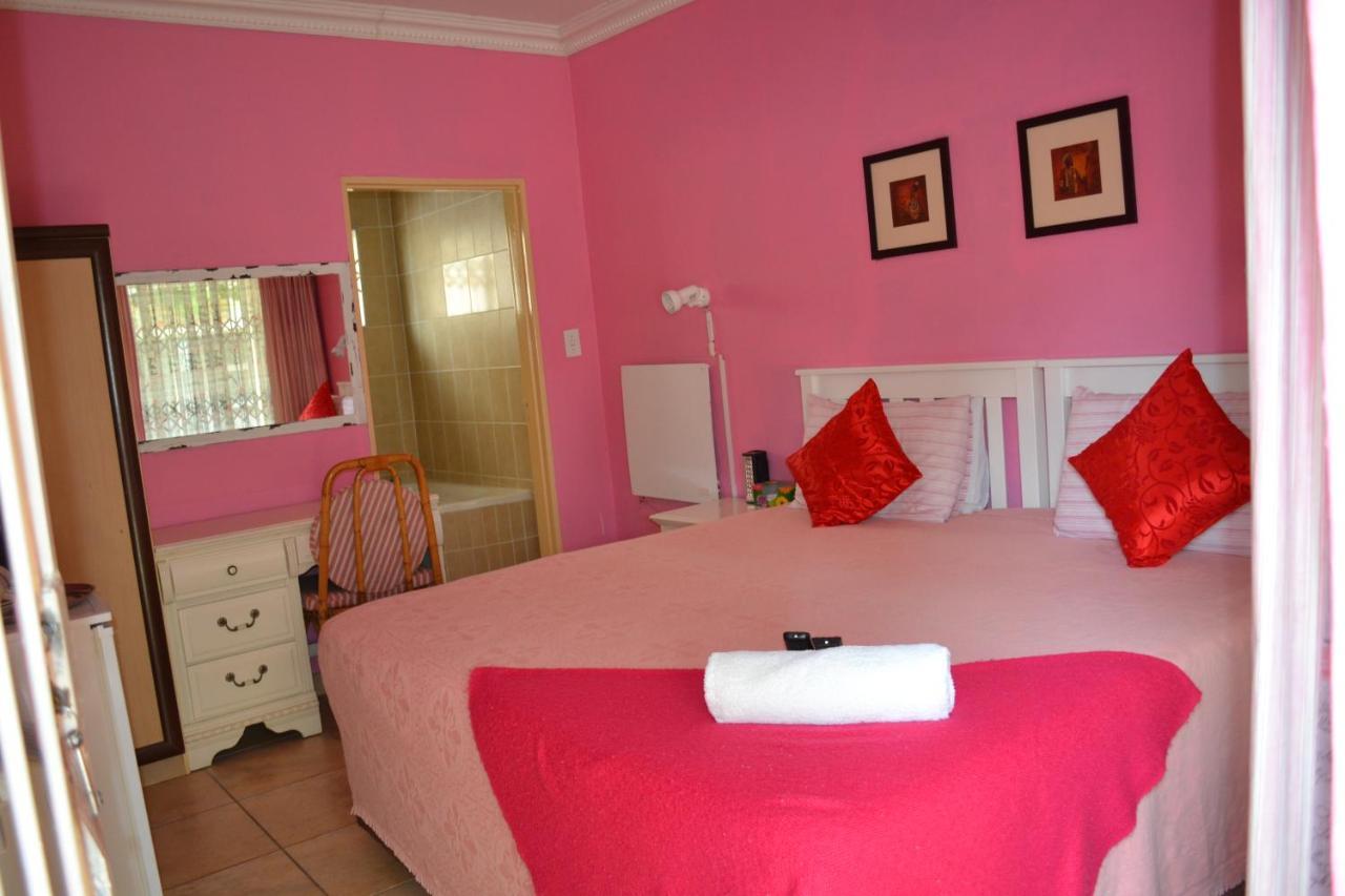 Kamogelo Guest House بيلانسبرغ المظهر الخارجي الصورة