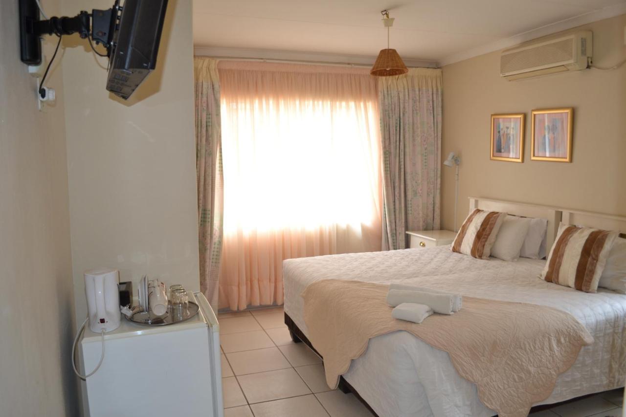 Kamogelo Guest House بيلانسبرغ المظهر الخارجي الصورة