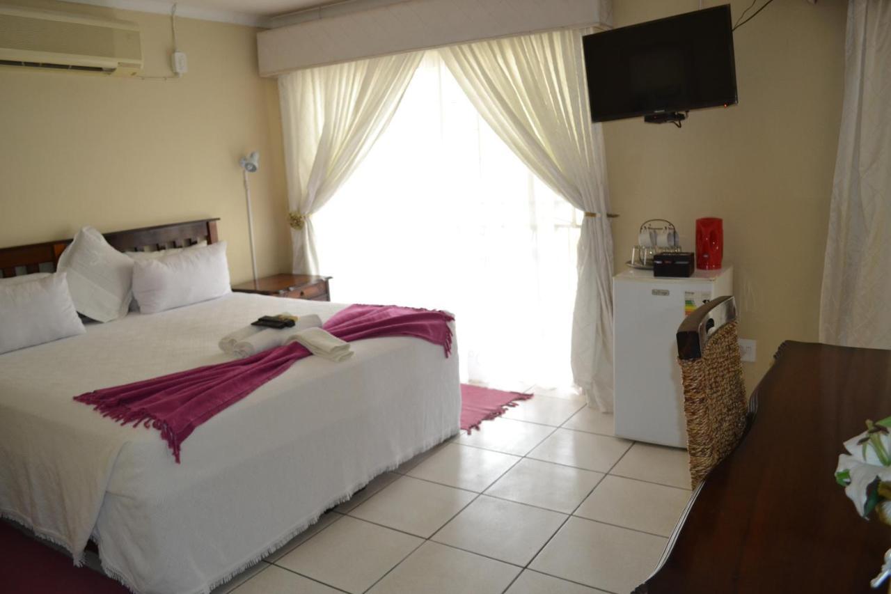Kamogelo Guest House بيلانسبرغ المظهر الخارجي الصورة