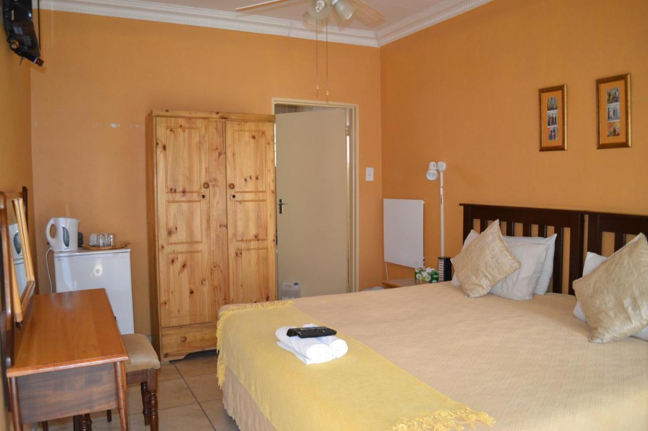 Kamogelo Guest House بيلانسبرغ المظهر الخارجي الصورة